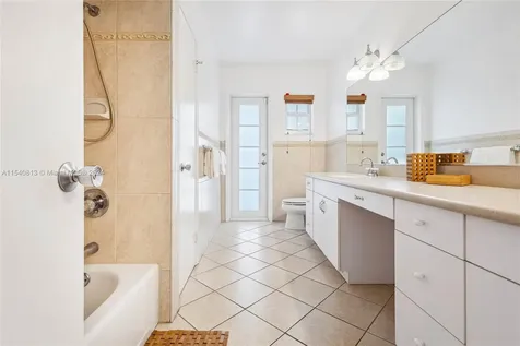 10130 SW 70th Avenue Pinecrest FL 33156