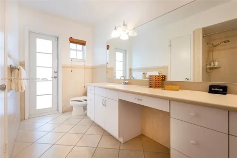 10130 SW 70th Avenue Pinecrest FL 33156