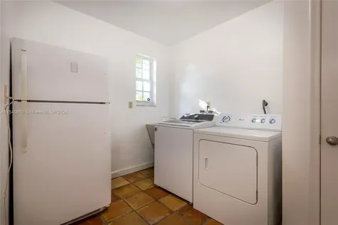 10130 SW 70th Avenue Pinecrest FL 33156