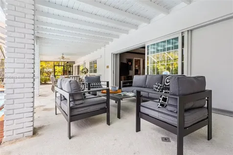 10130 SW 70th Avenue Pinecrest FL 33156