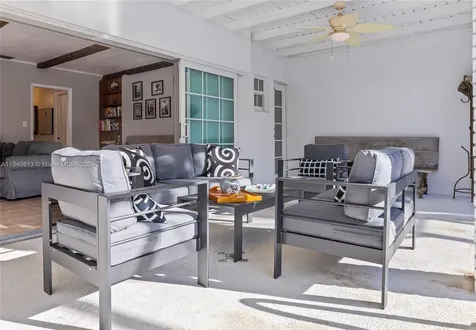 10130 SW 70th Avenue Pinecrest FL 33156