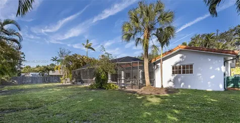10130 SW 70th Avenue Pinecrest FL 33156