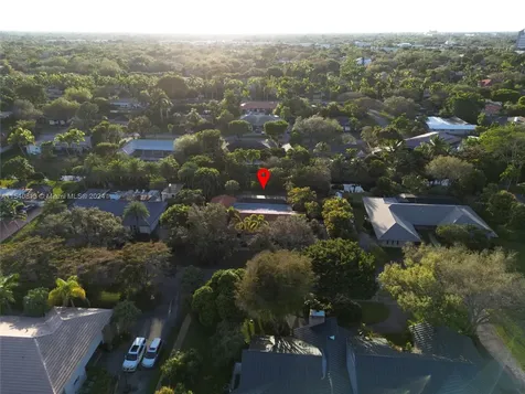 10130 SW 70th Avenue Pinecrest FL 33156