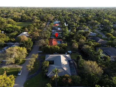 10130 SW 70th Avenue Pinecrest FL 33156