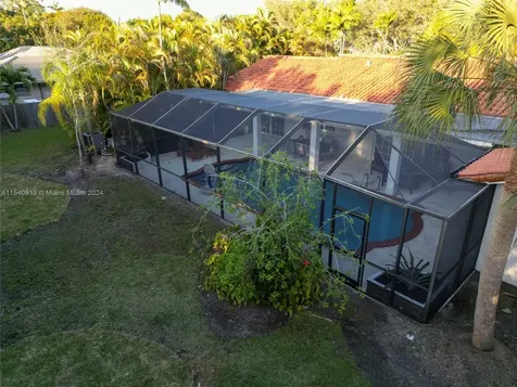 10130 SW 70th Avenue Pinecrest FL 33156