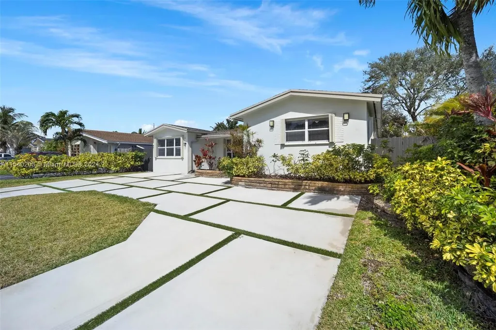 7431 Taylor Street Hollywood FL 33024
