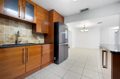 7431 Taylor Street Hollywood FL 33024