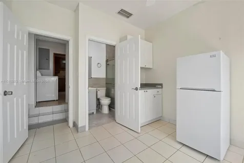 7431 Taylor Street Hollywood FL 33024
