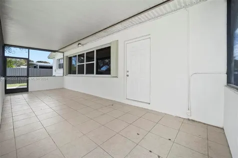 7431 Taylor Street Hollywood FL 33024
