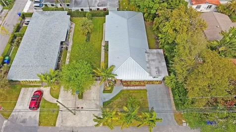 3861 SW 29th Street Miami FL 33134