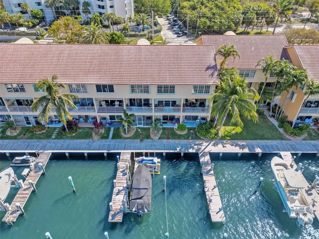 4212 N Ocean Drive Hollywood FL 33019