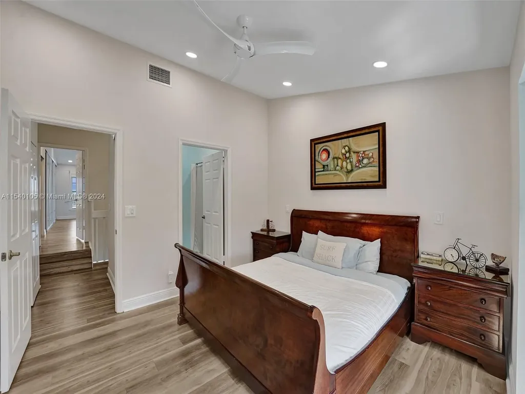 4212 N Ocean Drive Hollywood FL 33019