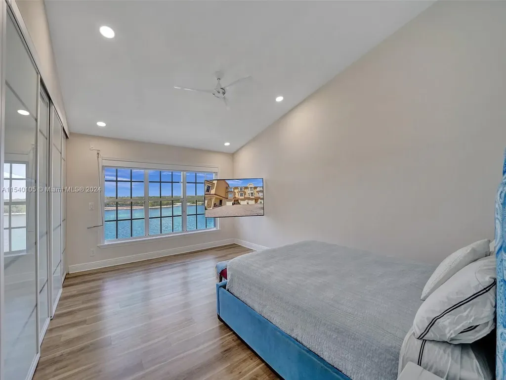 4212 N Ocean Drive Hollywood FL 33019