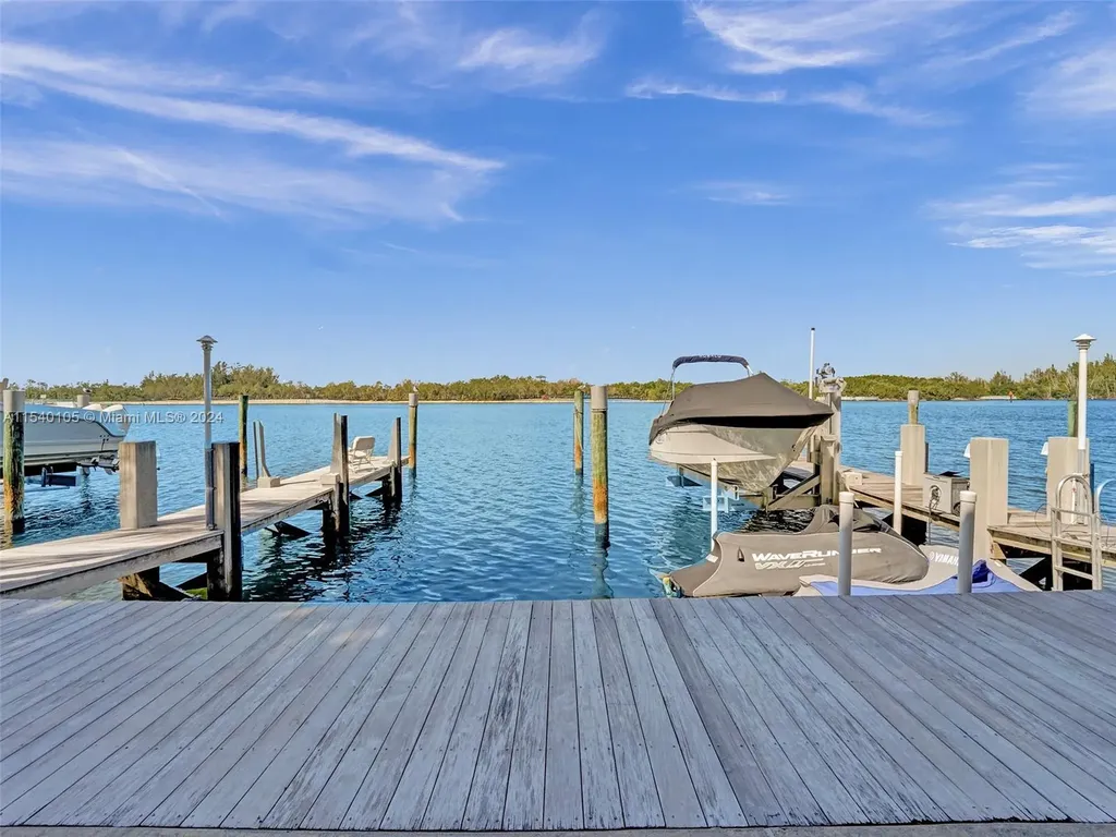 4212 N Ocean Drive Hollywood FL 33019