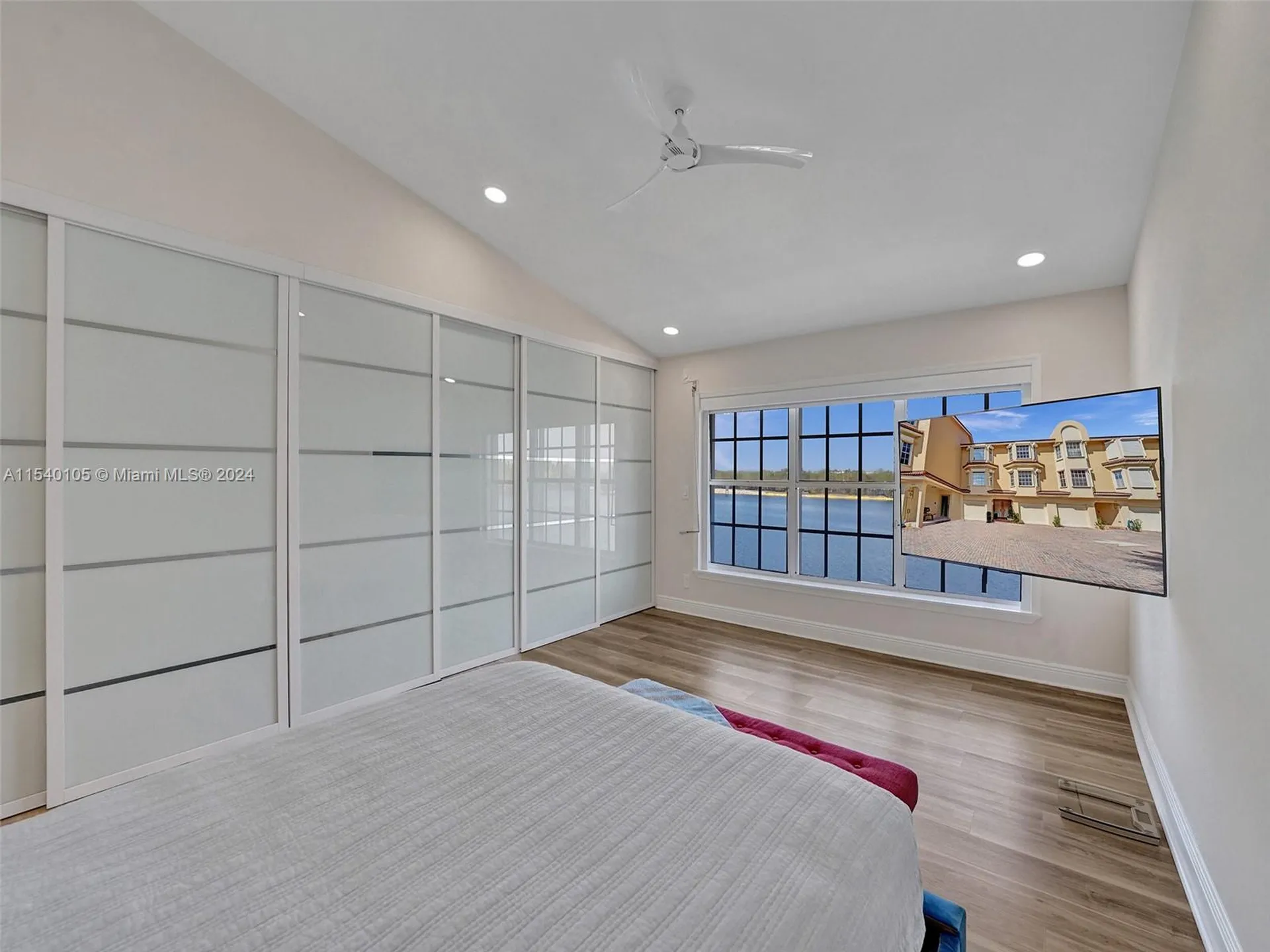 4212 N Ocean Drive Hollywood FL 33019