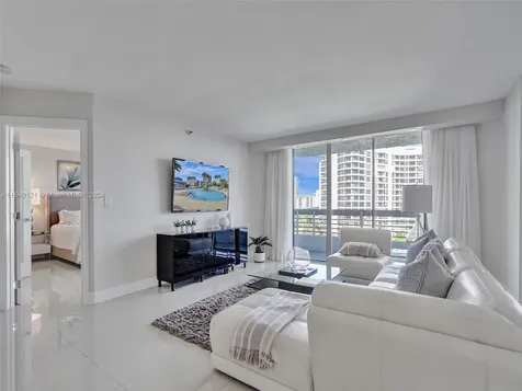 3530 Mystic Pointe Drive Aventura FL 33180