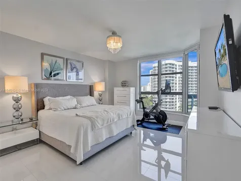 3530 Mystic Pointe Drive Aventura FL 33180