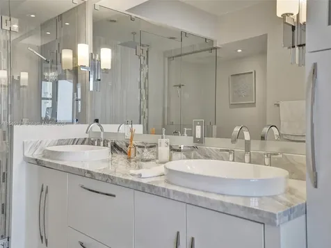 3530 Mystic Pointe Drive Aventura FL 33180