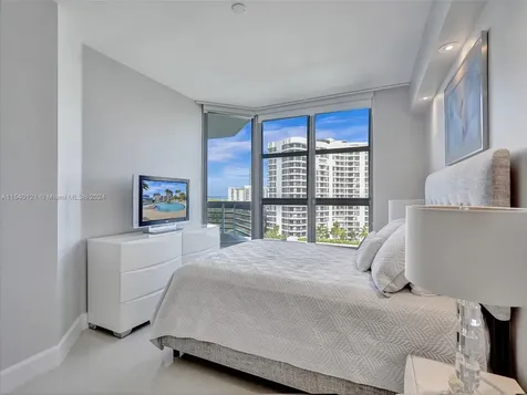 3530 Mystic Pointe Drive Aventura FL 33180
