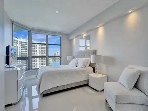 3530 Mystic Pointe Drive Aventura FL 33180