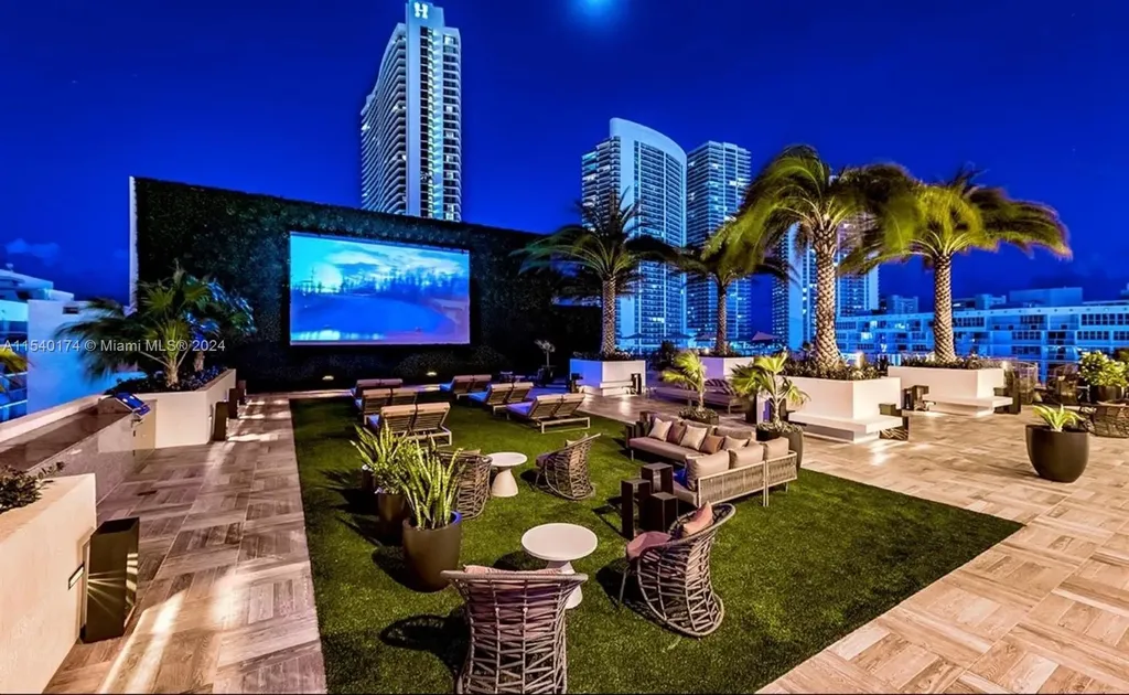 4010 S Ocean Drive Hollywood FL 33019