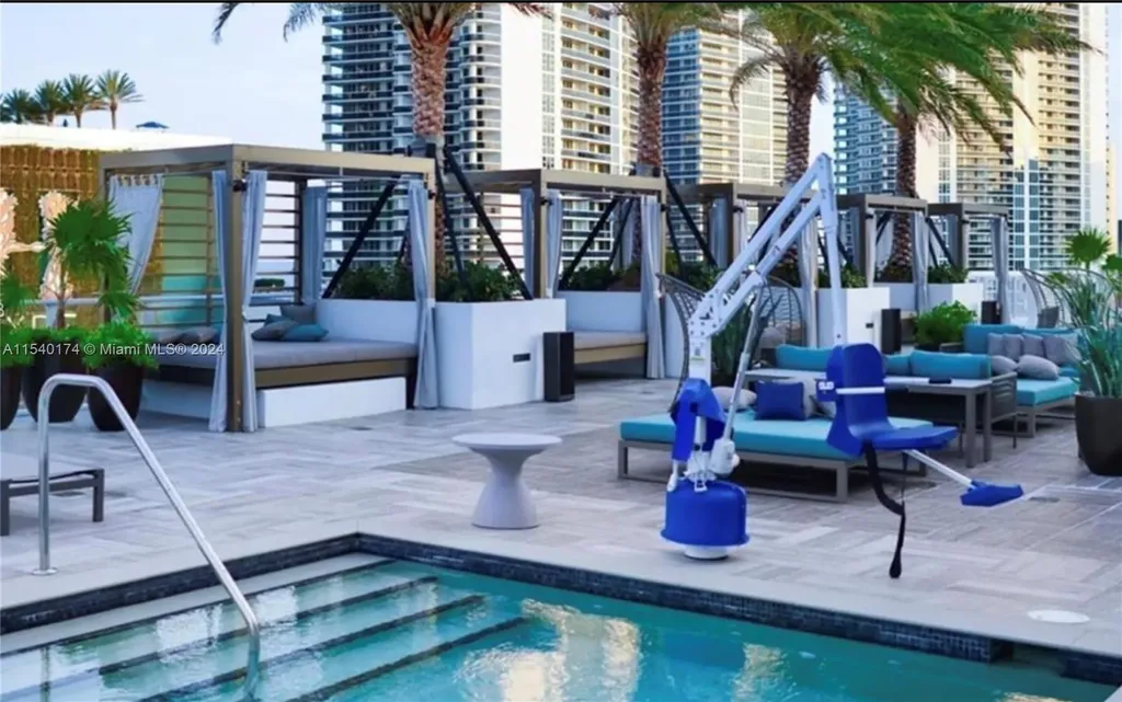4010 S Ocean Drive Hollywood FL 33019