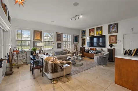 572 Loretto Avenue Coral Gables FL 33146