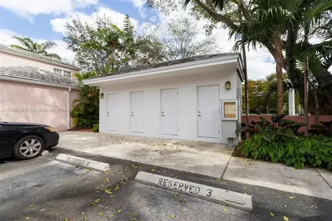 572 Loretto Avenue Coral Gables FL 33146