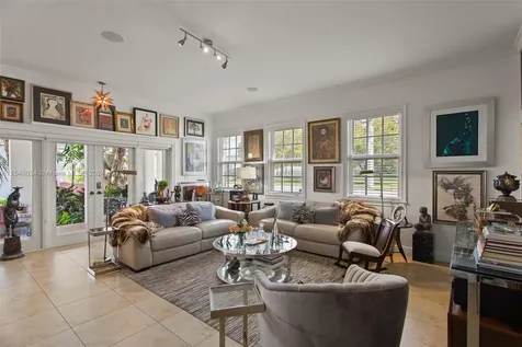 572 Loretto Avenue Coral Gables FL 33146