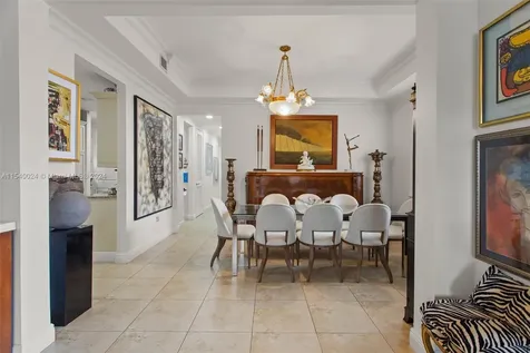 572 Loretto Avenue Coral Gables FL 33146