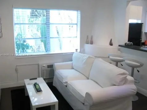 1525 Meridian Avenue Miami Beach FL 33139