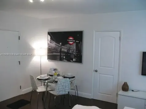 1525 Meridian Avenue Miami Beach FL 33139