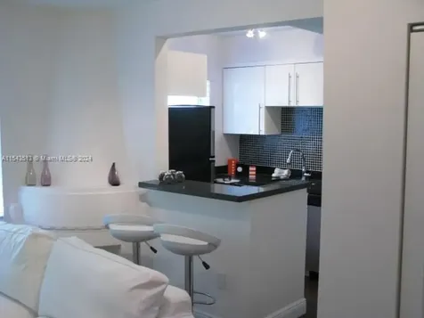 1525 Meridian Avenue Miami Beach FL 33139