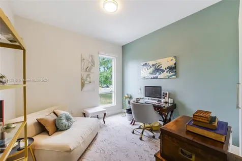 2920 SW 33rd Court Miami FL 33133