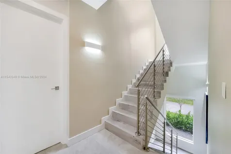 2920 SW 33rd Court Miami FL 33133