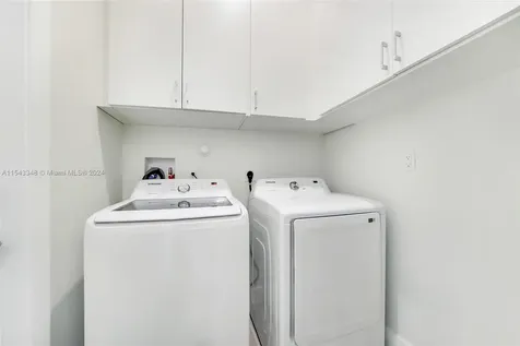 2920 SW 33rd Court Miami FL 33133