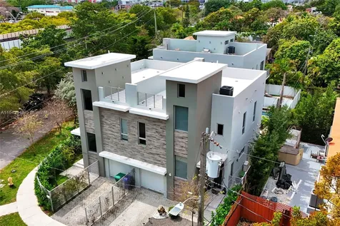 2920 SW 33rd Court Miami FL 33133