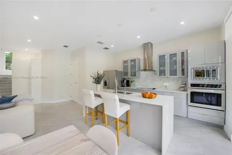 2920 SW 33rd Court Miami FL 33133