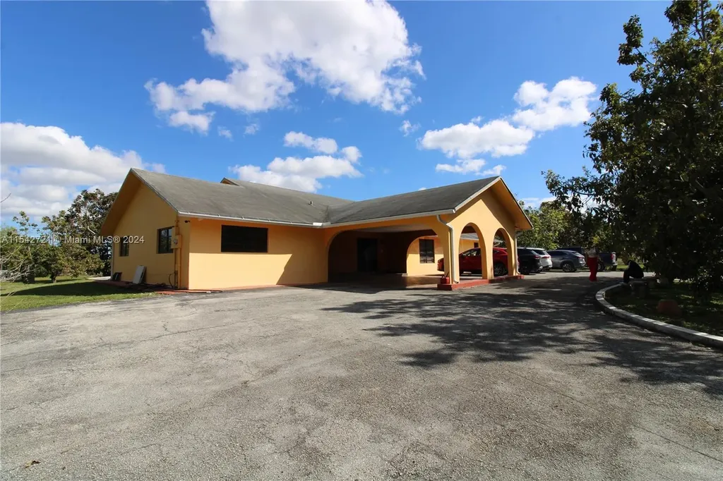 15715 SW 196th Avenue Miami FL 33187