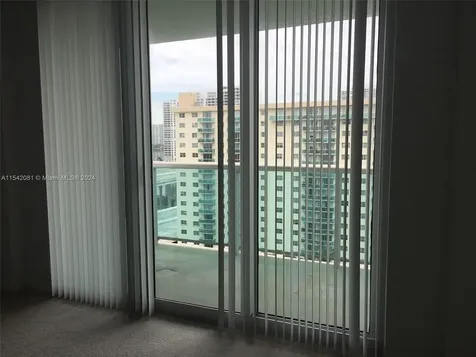 19380 Collins Avenue Sunny Isles Beach FL 33160