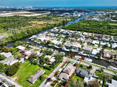 121 NE 3rd Street Dania Beach FL 33004