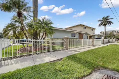 121 NE 3rd Street Dania Beach FL 33004
