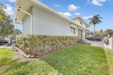 121 NE 3rd Street Dania Beach FL 33004