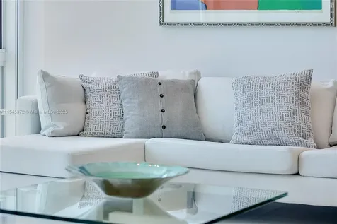 6801 Collins Avenue Miami Beach FL 33141