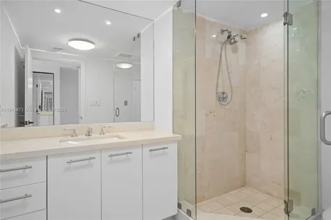 6801 Collins Avenue Miami Beach FL 33141