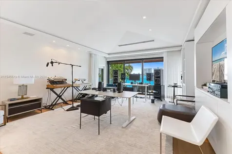 401 E Rivo Alto Drive Miami Beach FL 33139