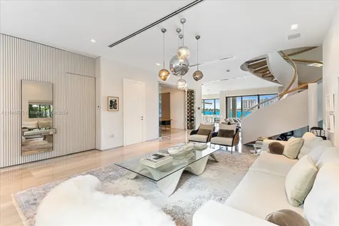 401 E Rivo Alto Drive Miami Beach FL 33139