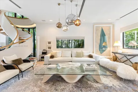 401 E Rivo Alto Drive Miami Beach FL 33139