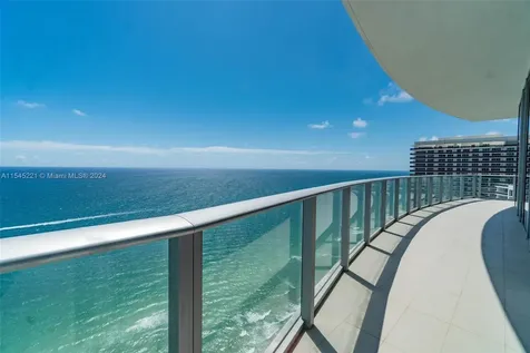 4111 S Ocean Drive Hollywood FL 33019