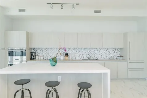 4111 S Ocean Drive Hollywood FL 33019